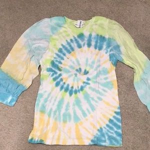 Hard tail puff sleeve shirt! Perfect condition! Worn once